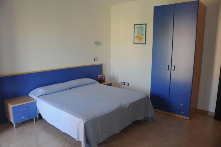 Club Esse Aquilia Beach Village Badolato Marina Esterno foto